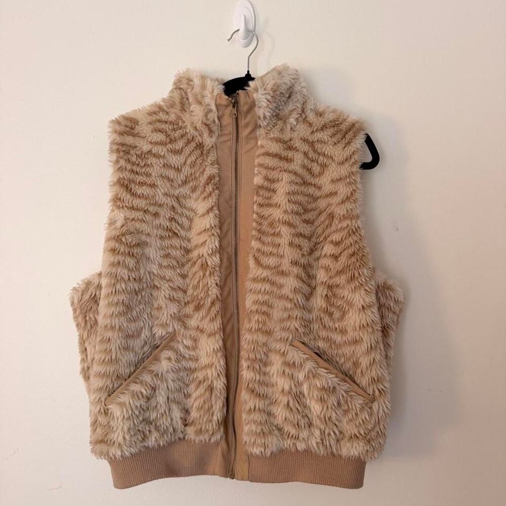 VINTAGE Y2K Jou Jou beige faux fur zip-up vest, Size 2X 🤎